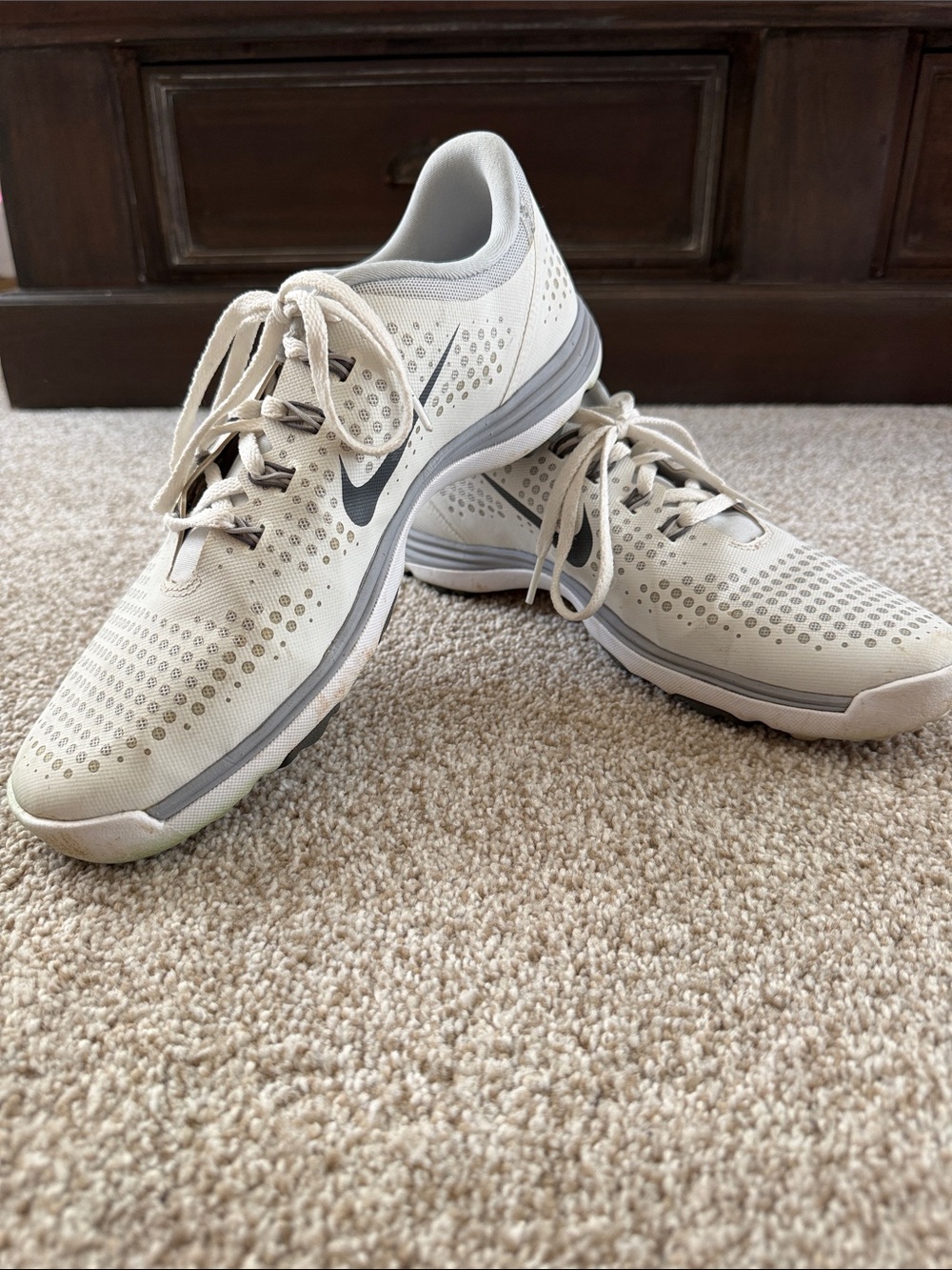 Nike women’s Lunarlon golf shoes